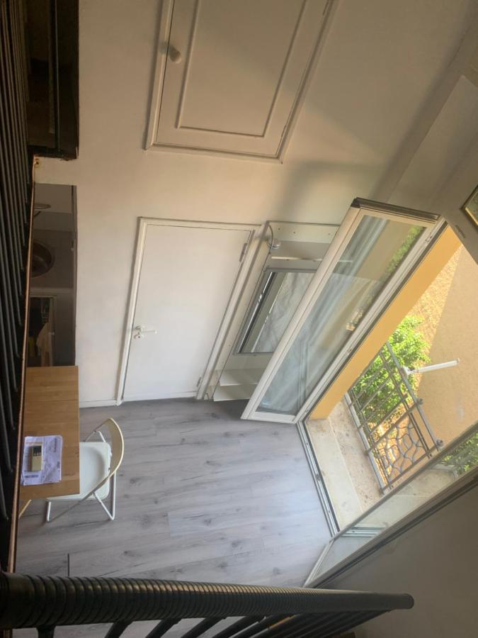 Studio Flat Ultimo Piano In Centro Rom Exterior foto